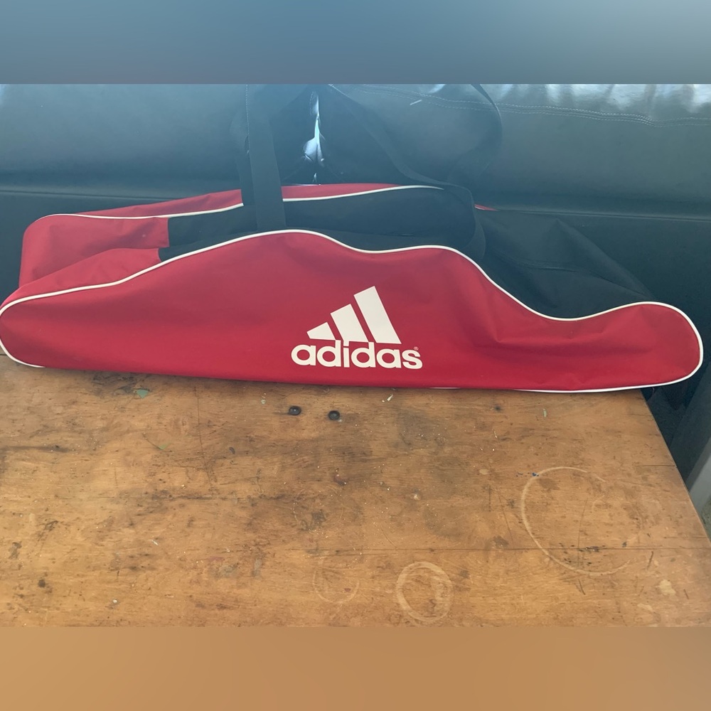 Adidas Softball/Baseball Bat/Gear Bag